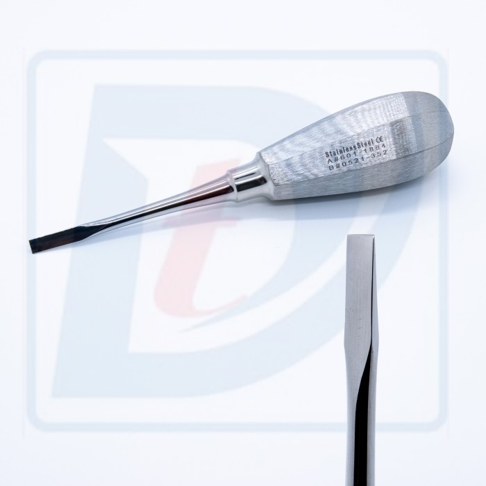 Elevator pentru scos lucrari